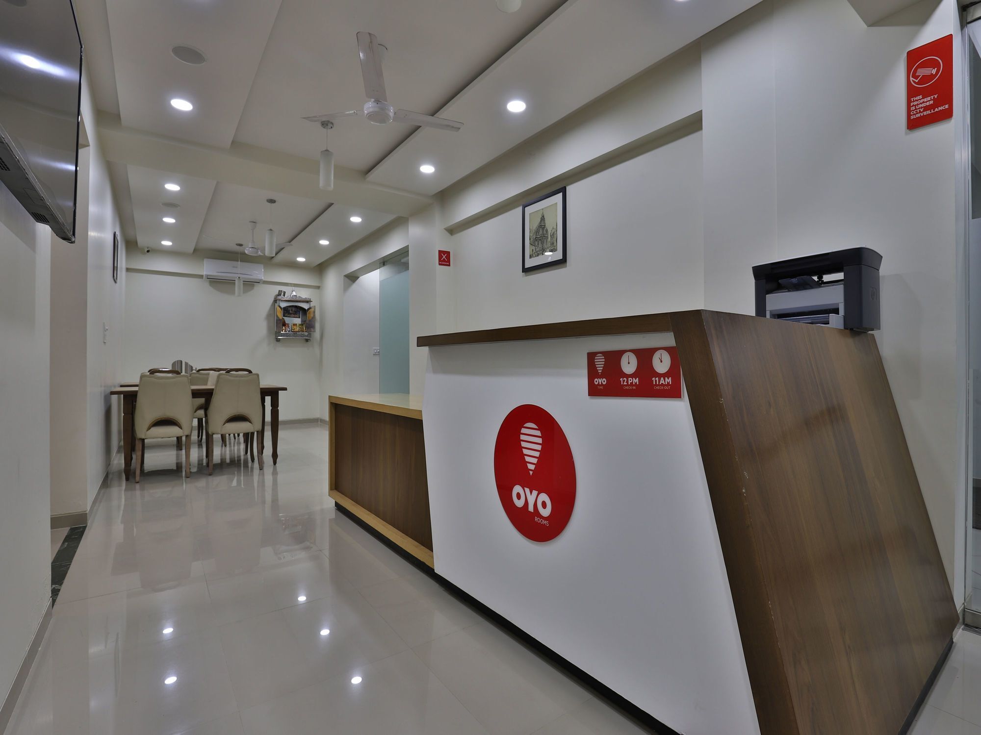 Collection O 12462 Hotel Shiv Inn Gandhinagar Exterior photo